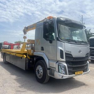 Xe cứu hộ giao thông Chenglong M3 gắn cẩu XCMG 5 tấn 4 đoạn GSQS125TL-4